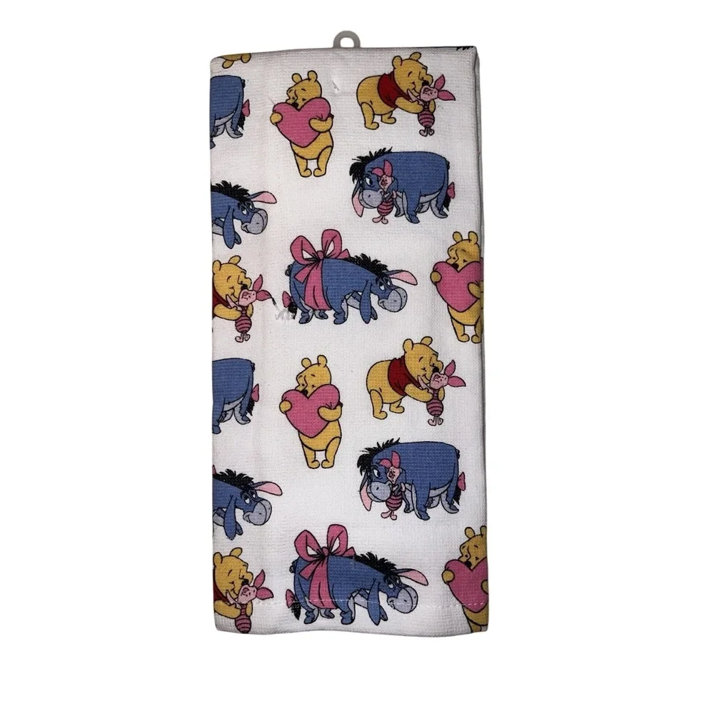 Disney Winnie the Pooh Valentine Kitchen Towels Set of 2‎ Piglet Eeyore NWT